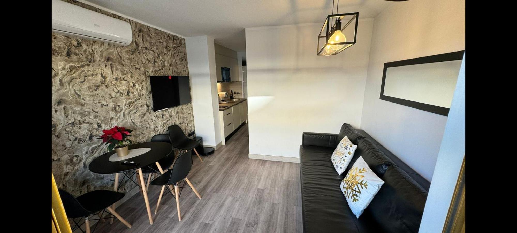 A Estrenar Preciosos Apartamentos Aparthotel Inter2, New Apartments Ln Aparthotel 12 Months Open! Self Check In! Reserva Garaje! Salou Exteriör bild