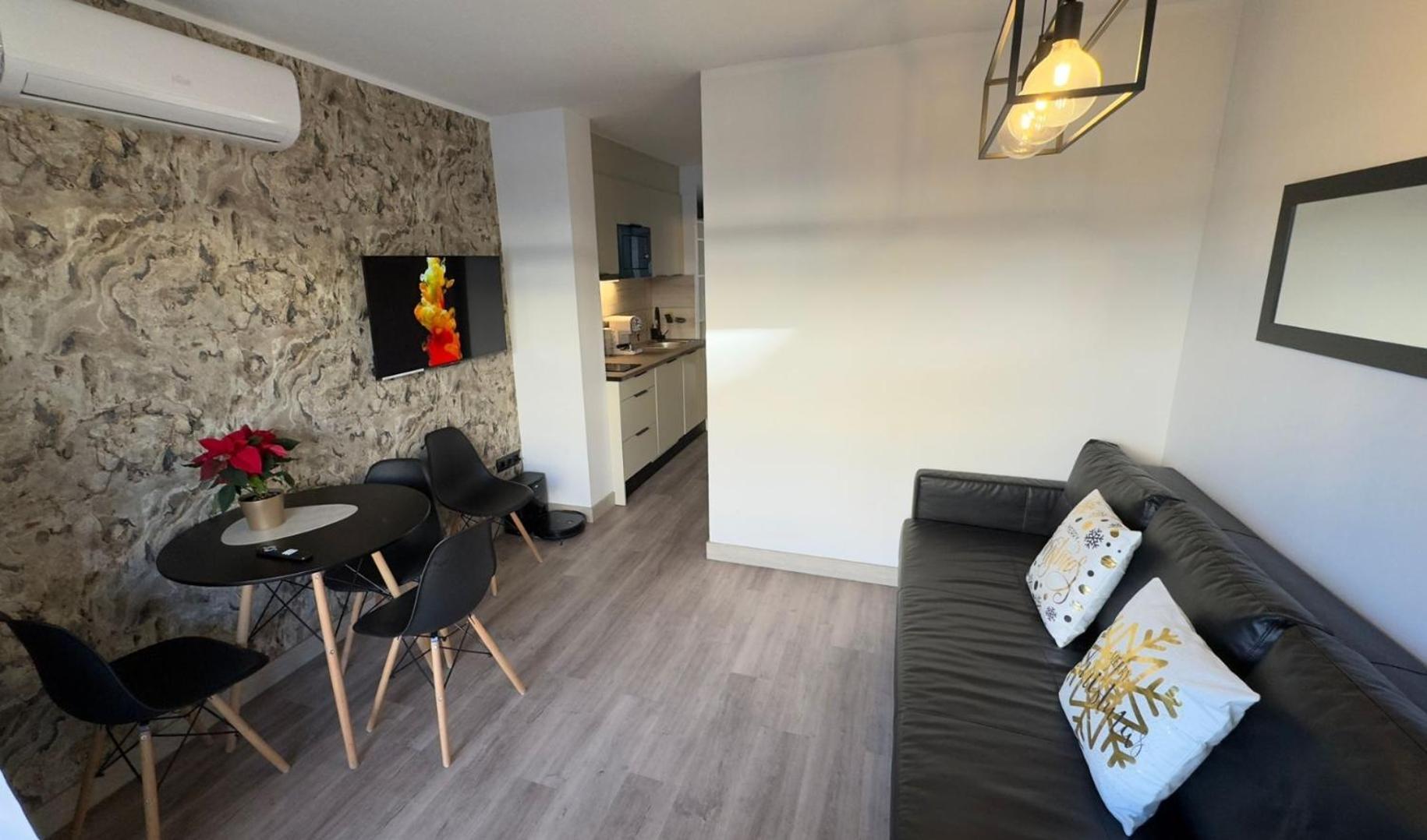 A Estrenar Preciosos Apartamentos Aparthotel Inter2, New Apartments Ln Aparthotel 12 Months Open! Self Check In! Reserva Garaje! Salou Exteriör bild