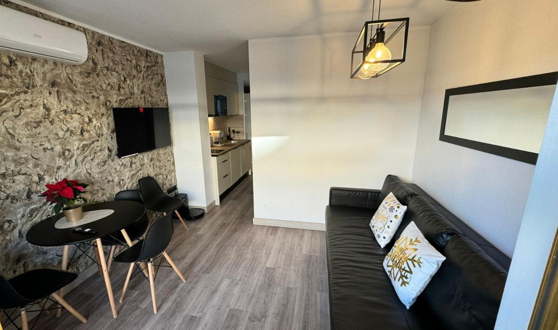 A Estrenar Preciosos Apartamentos Aparthotel Inter2, New Apartments Ln Aparthotel 12 Months Open! Self Check In! Reserva Garaje! Salou Exteriör bild