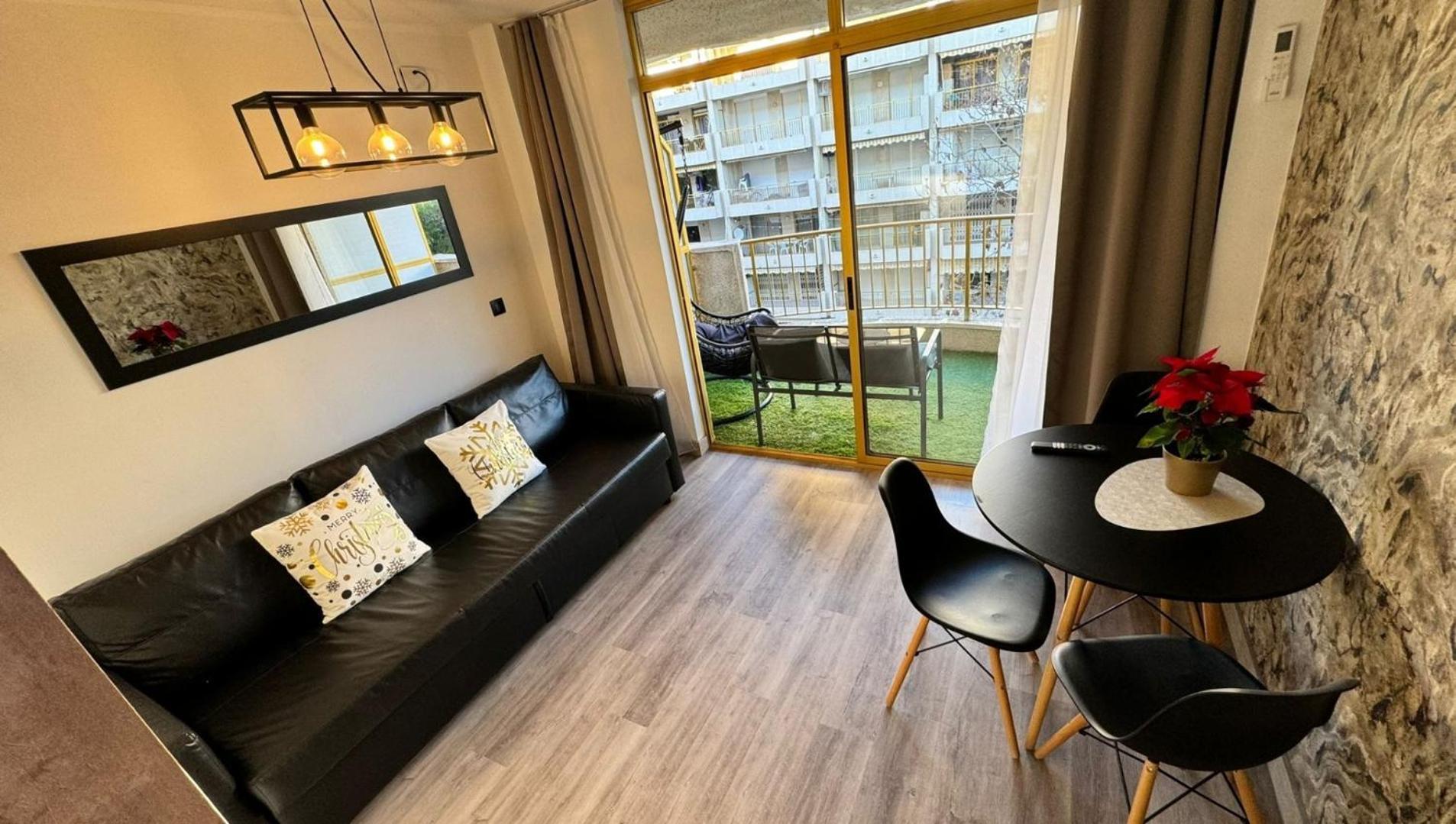 A Estrenar Preciosos Apartamentos Aparthotel Inter2, New Apartments Ln Aparthotel 12 Months Open! Self Check In! Reserva Garaje! Salou Exteriör bild